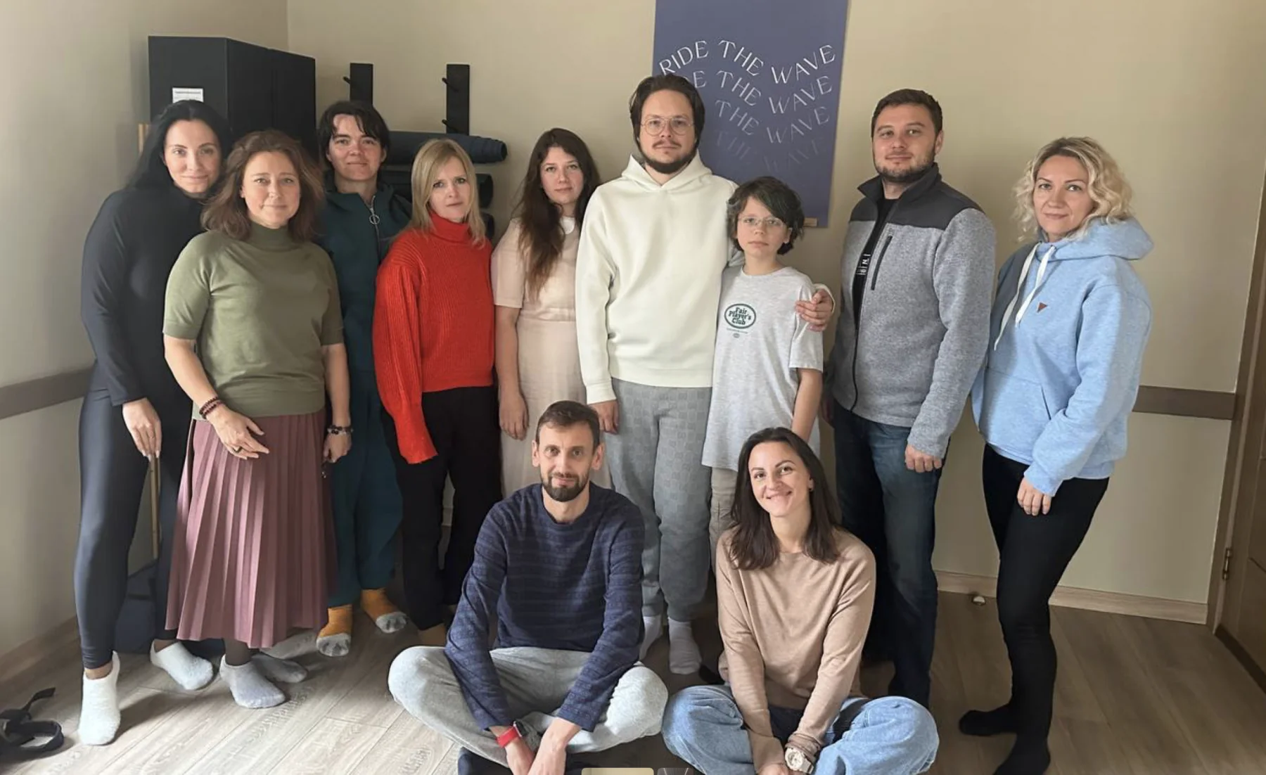 Группа участников очного мероприятия Школы Души